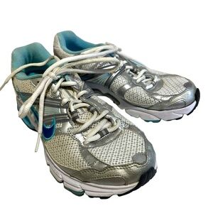 Nike Running Shoes 7.5